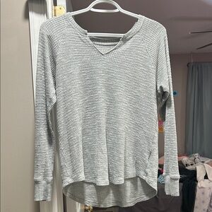 American Eagle Outfitters Light Gray Long Sleeve Top